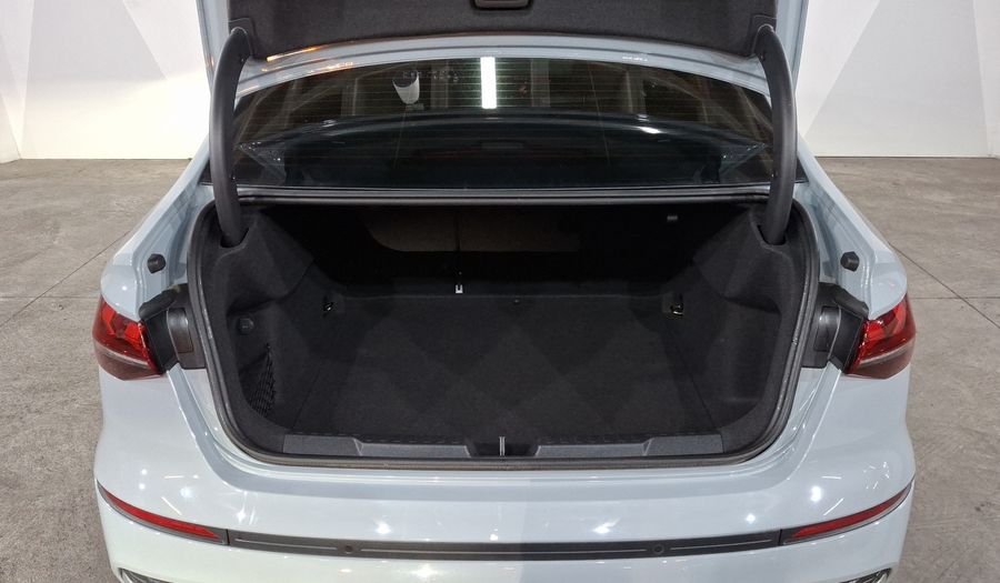Audi A3 1.4 35 TFSI DYNAMIC AUTO Sedan 2025