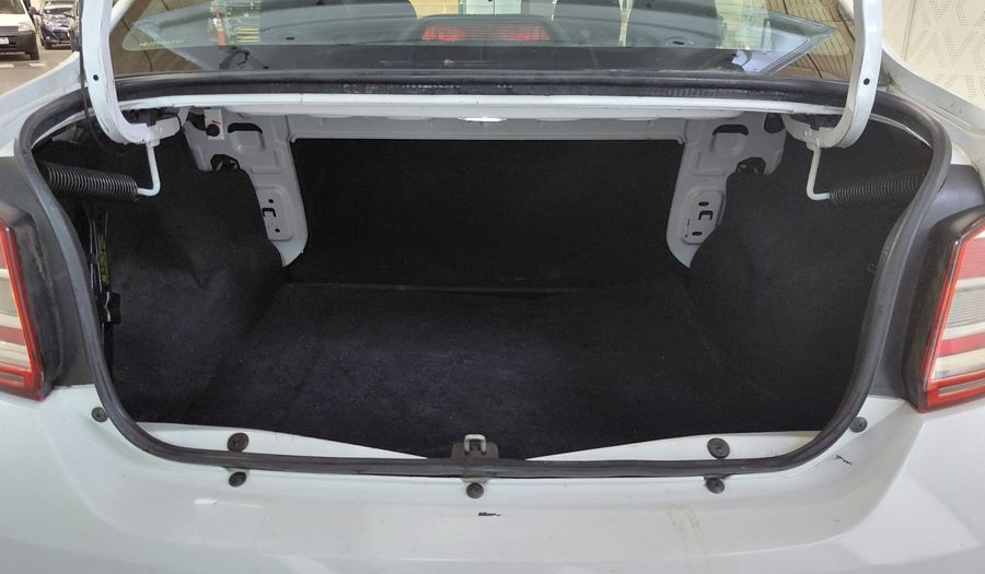Renault Logan 1.6 8V EXPRESSION Sedan 2013