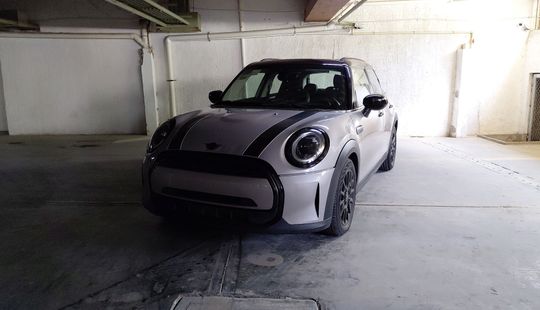 Mini • Cooper