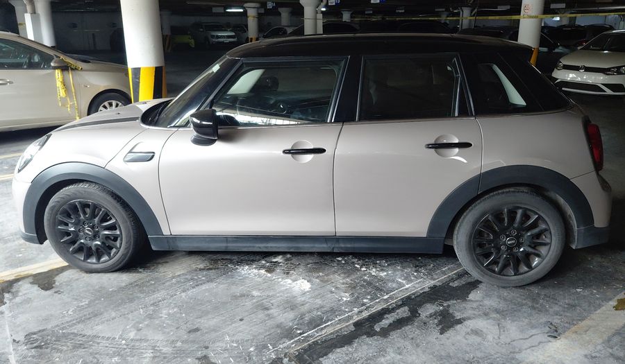 Mini Cooper 1.5 COOPER CLASSIC DCT Hatchback 2023