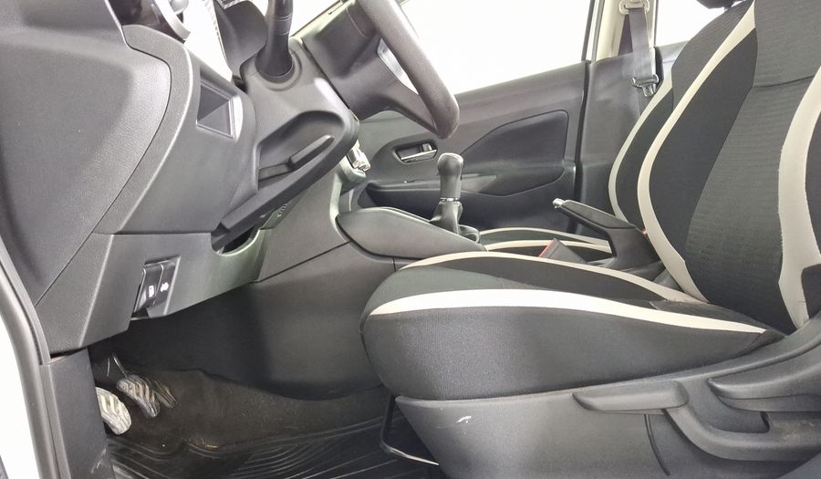 Nissan Versa 1.6 ADVANCE Sedan 2021
