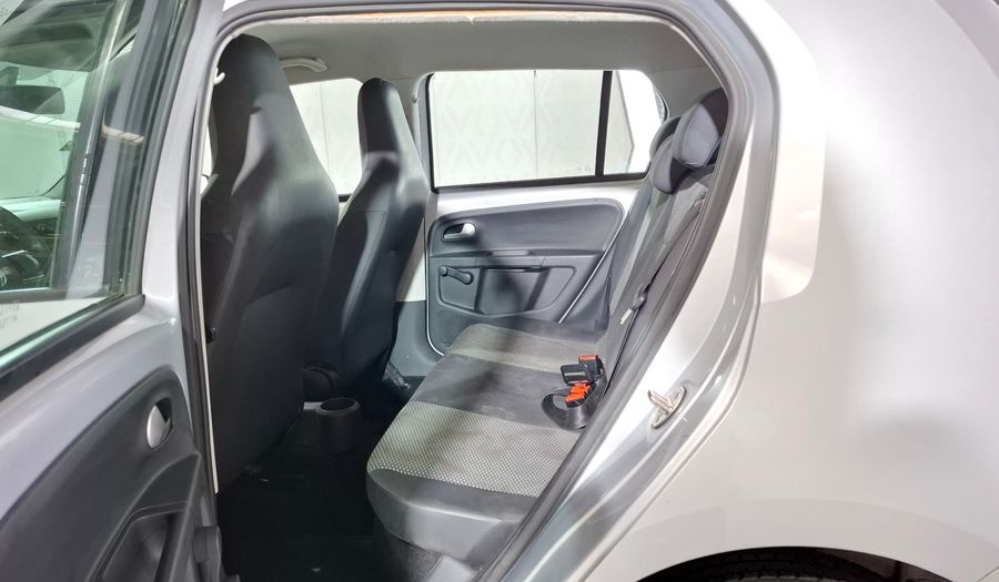 Volkswagen Up 1.0 MOVE UP Hatchback 2014