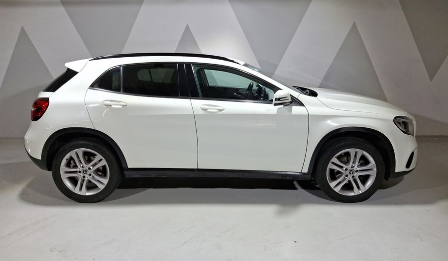 Mercedes Benz Clase Gla 1.6 GLA 200 DCT Suv 2018