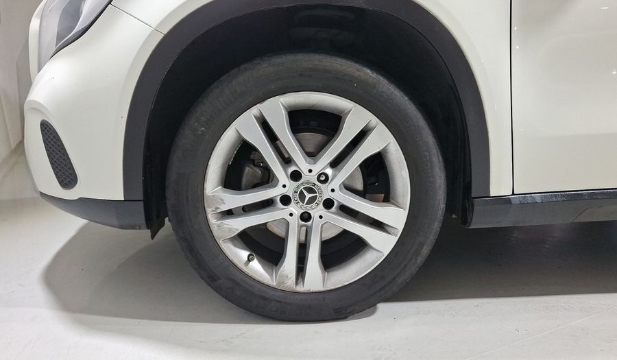 Mercedes Benz Clase Gla 1.6 GLA 200 DCT Suv 2018