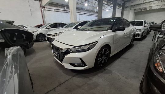 Nissan • Sentra
