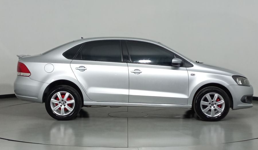 Volkswagen Vento 1.6 HIGHLINE TIPTRONIC Sedan 2014