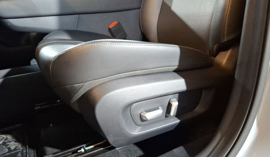 Chevrolet Spark Euv BEV 40KWH ACTIV BITONO B AUTO Suv 2026