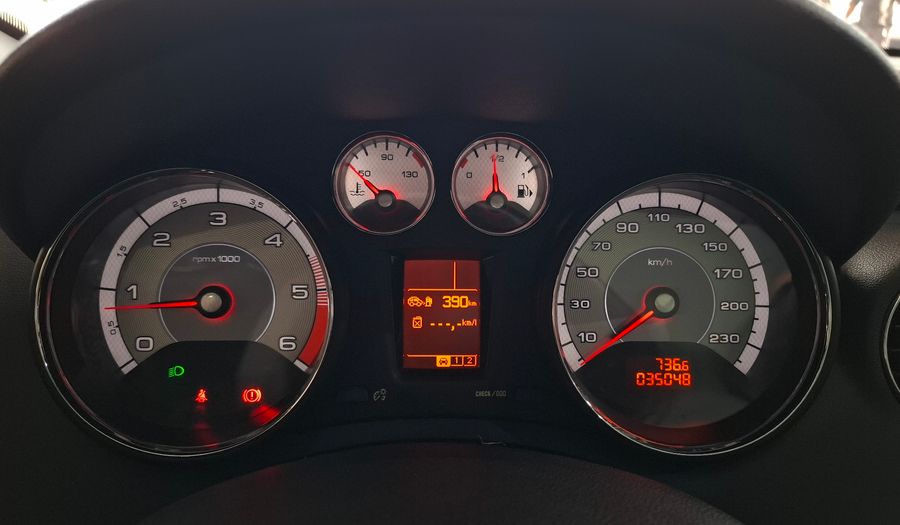 Peugeot 308 1.6 HDI ALLURE Hatchback 2017