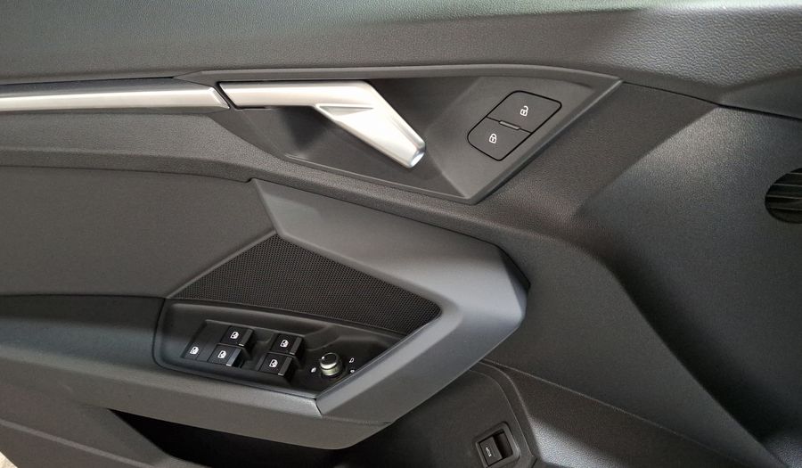 Audi A3 1.4 35 TFSI SELECT AUTO Sedan 2023