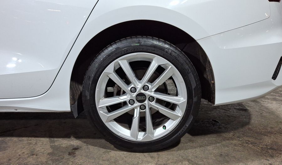 Audi A3 1.4 35 TFSI SELECT AUTO Sedan 2023