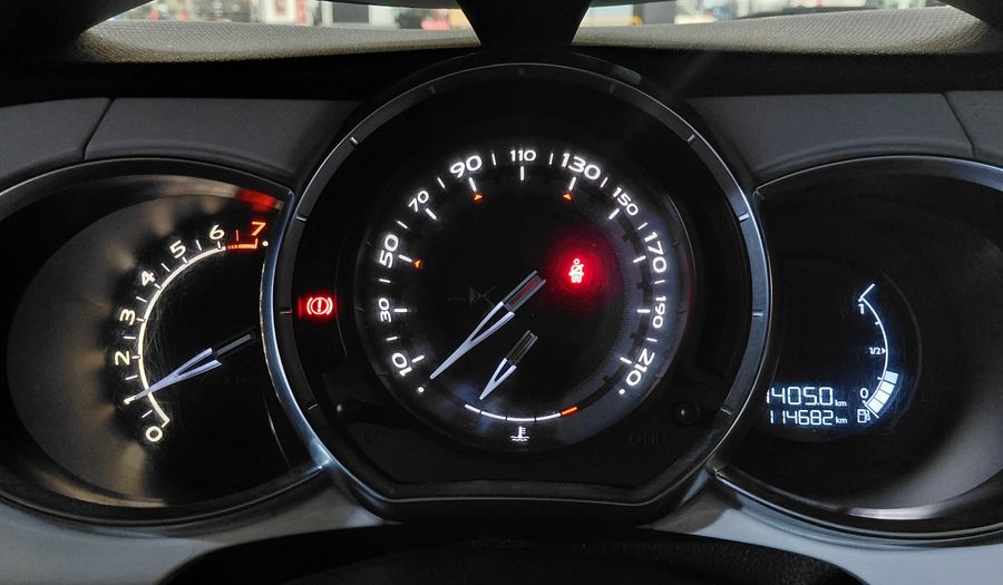 Ds 3 1.6 SO CHIC Hatchback 2016