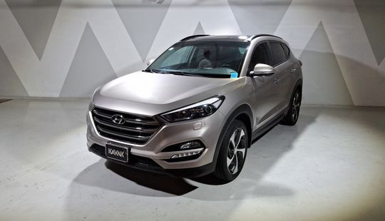 Hyundai • Tucson