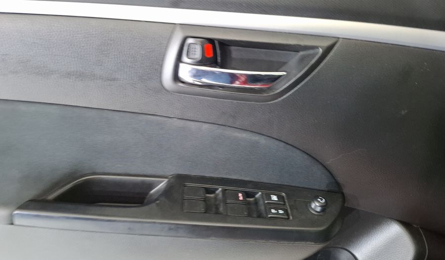 Suzuki Swift 1.4 GLX MT Hatchback 2014