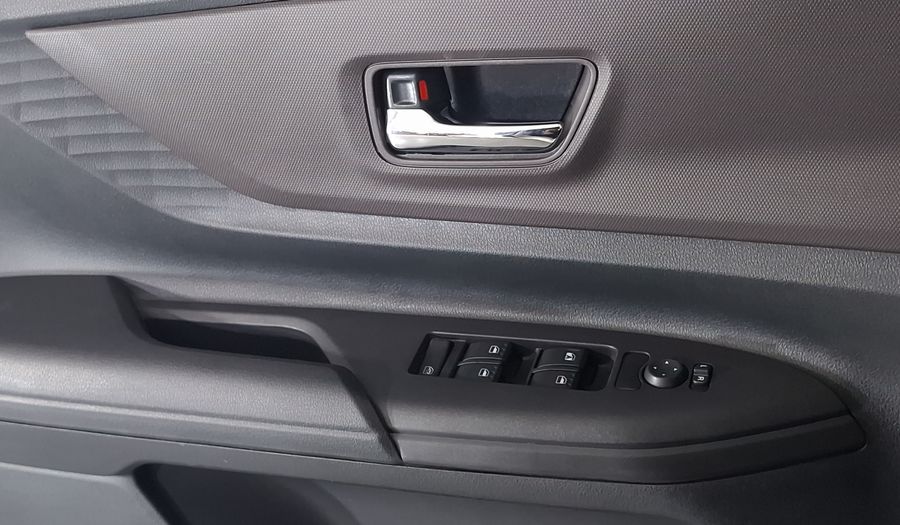 Toyota Avanza 1.5 XLE CVT Minivan 2025