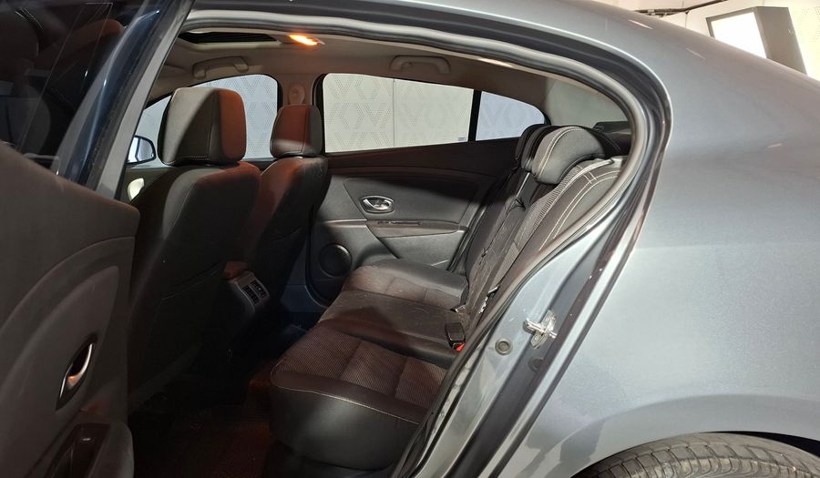 Renault Fluence 2.0 LUXE Sedan 2012