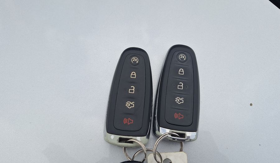 Ford Focus 2.0 TITANIUM POWER SHIFT Hatchback 2016