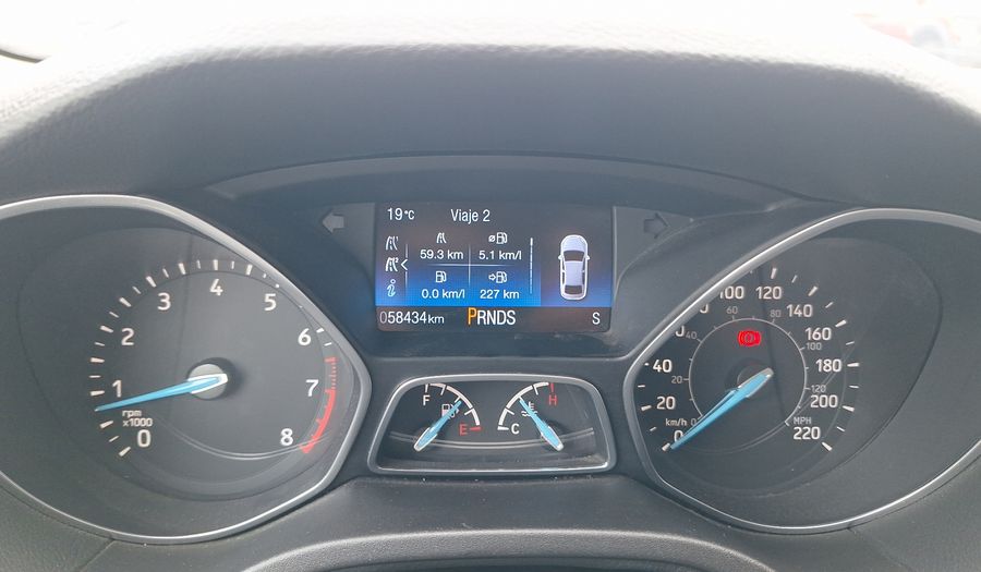 Ford Focus 2.0 TITANIUM POWER SHIFT Hatchback 2016