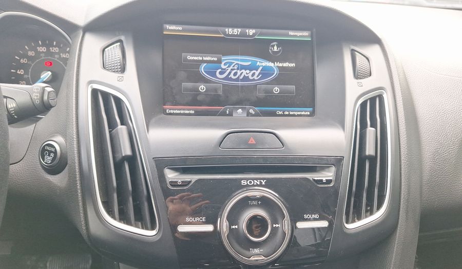 Ford Focus 2.0 TITANIUM POWER SHIFT Hatchback 2016