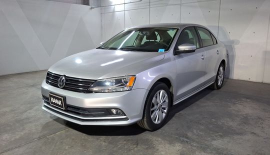 Volkswagen • Jetta