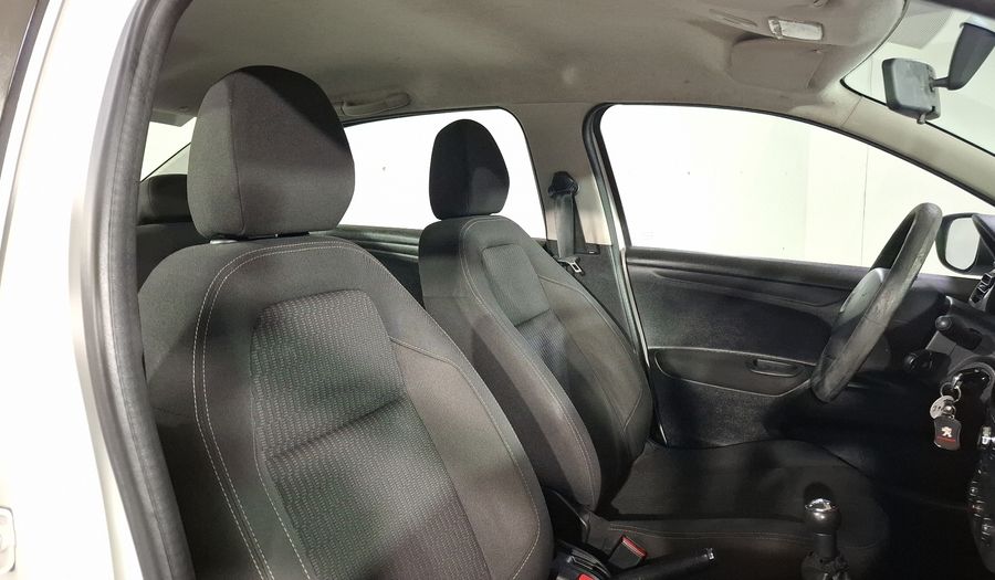 Peugeot 301 1.6 ACTIVE HDI MT Sedan 2018