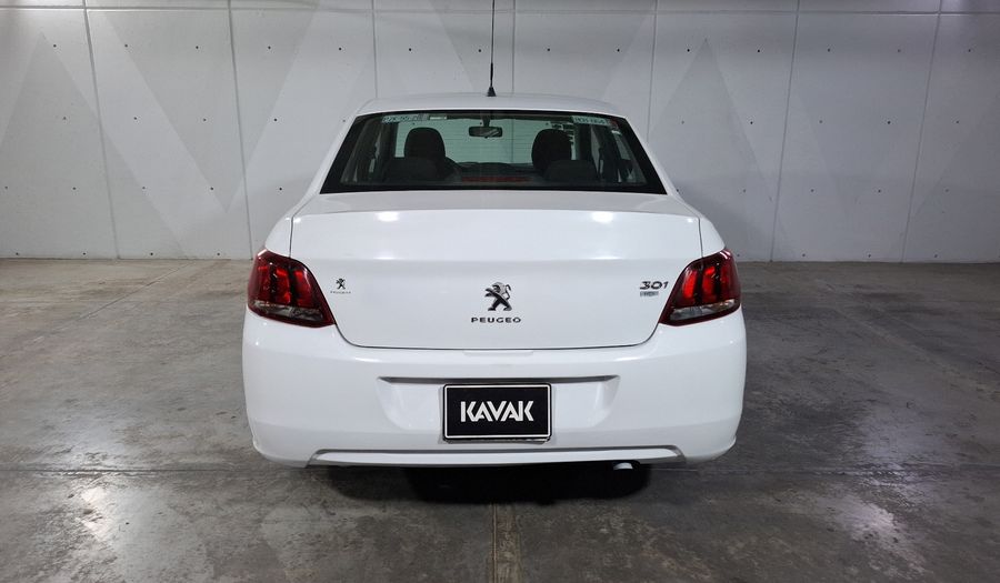 Peugeot 301 1.6 ACTIVE HDI MT Sedan 2018