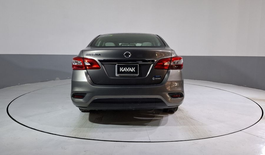 Nissan Sentra 1.8 ADVANCE CVT Sedan 2017
