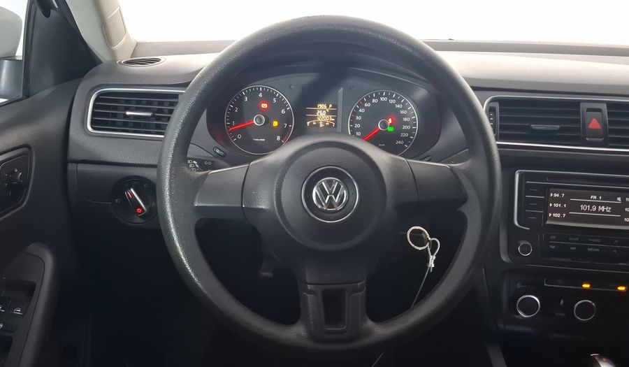 Volkswagen Jetta 2.5 STYLE ACTIVE TIPTRONIC Sedan 2014