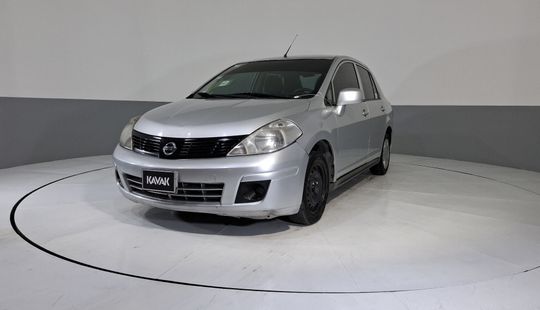 Nissan • Tiida