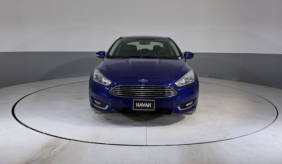 Ford Focus 2.0 TITANIUM PLUS AT Sedan 2015