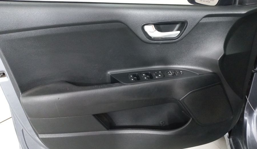 Kia Rio 1.6 EX AUTO Sedan 2020