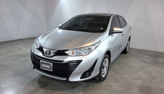 Toyota • Yaris