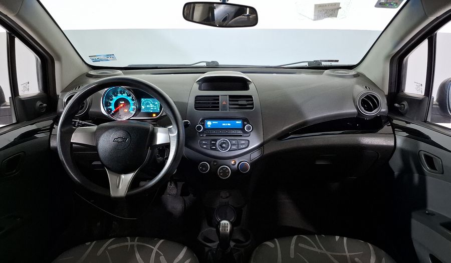 Chevrolet Spark 1.4 LT B MT Hatchback 2016