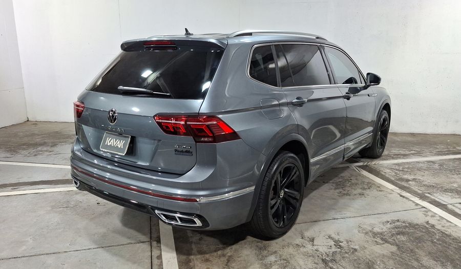 Volkswagen Tiguan 2.0 R-LINE DCT 4WD Suv 2022