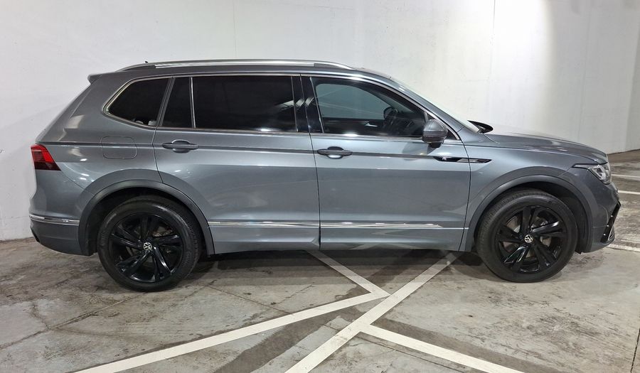 Volkswagen Tiguan 2.0 R-LINE DCT 4WD Suv 2022