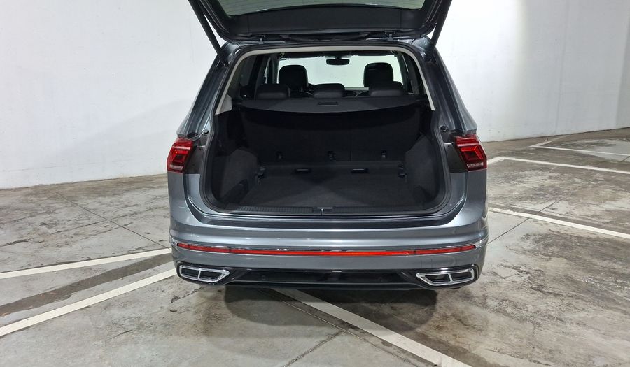 Volkswagen Tiguan 2.0 R-LINE DCT 4WD Suv 2022