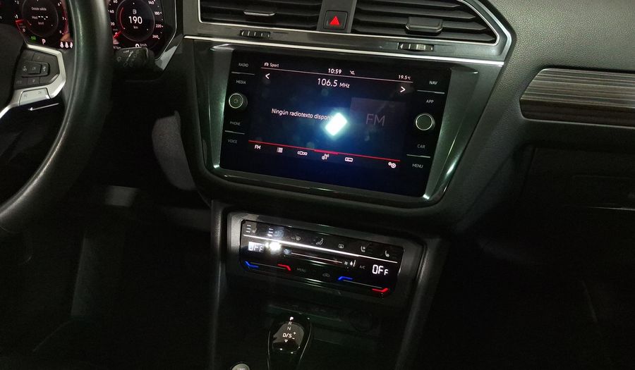 Volkswagen Tiguan 2.0 R-LINE DCT 4WD Suv 2022