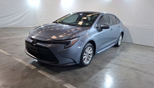 Toyota • Corolla