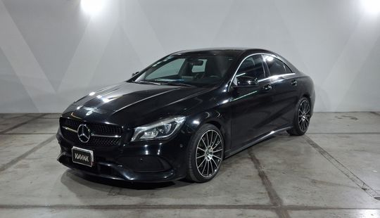 Mercedes Benz • Clase CLA