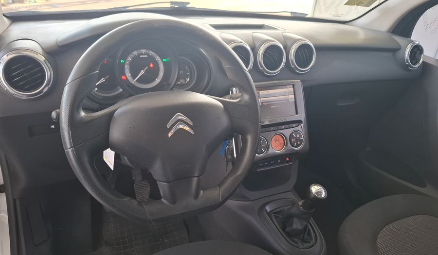 Citroen C3 1.4 FEEL Hatchback 2016