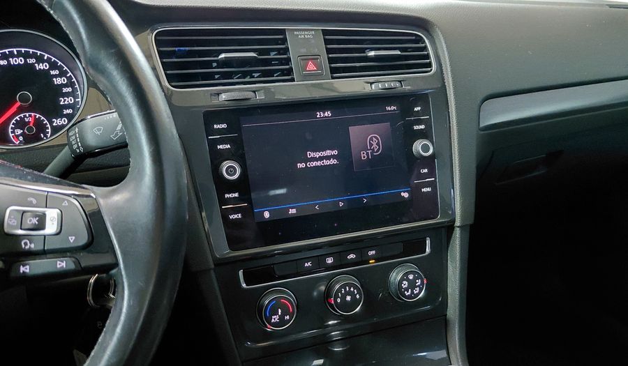 Volkswagen Golf 1.6 MPI TRENDLINE Hatchback 2018