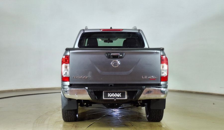 Nissan Np300 2.3 DSL AUTO LE 4WD Pickup 2016