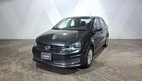 Volkswagen • Vento
