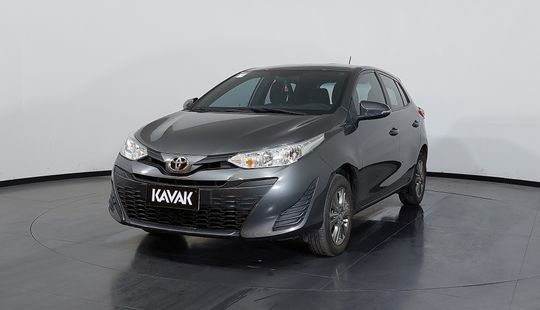 Toyota • Yaris