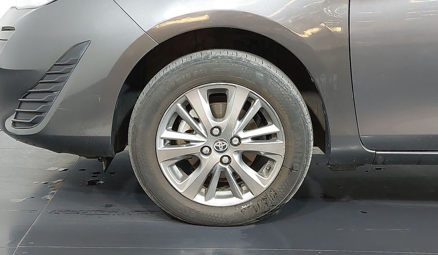 Toyota Yaris 1.5 XL PLUS CONNECT CVT Hatchback 2021