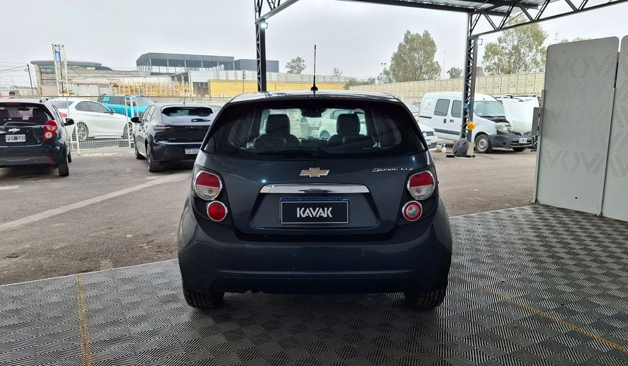 Chevrolet Sonic 1.6 LTZ AUTO Hatchback 2016