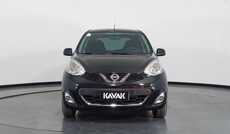 Nissan March 1.6 16V FLEX SV Hatchback 2015