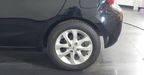 Nissan March 1.6 16V FLEX SV Hatchback 2015