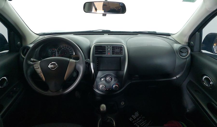 Nissan March 1.6 16V FLEX SV Hatchback 2015