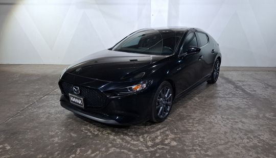Mazda • Mazda 3
