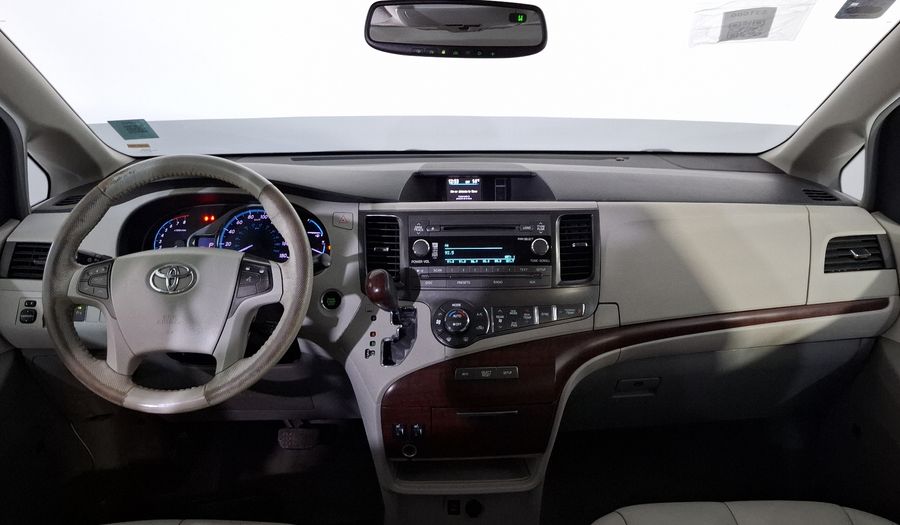 Toyota Sienna 3.5 XLE PIEL AT Minivan 2014